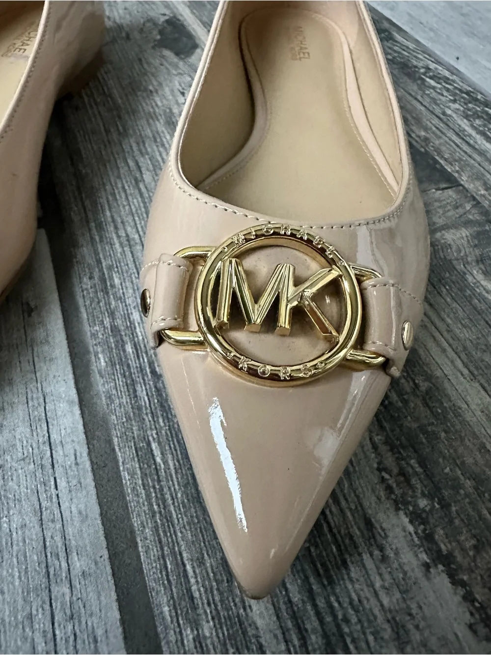 Michael Kors Rory Point Toe Ballet Flat  Neutral/ Nude Size 8.5